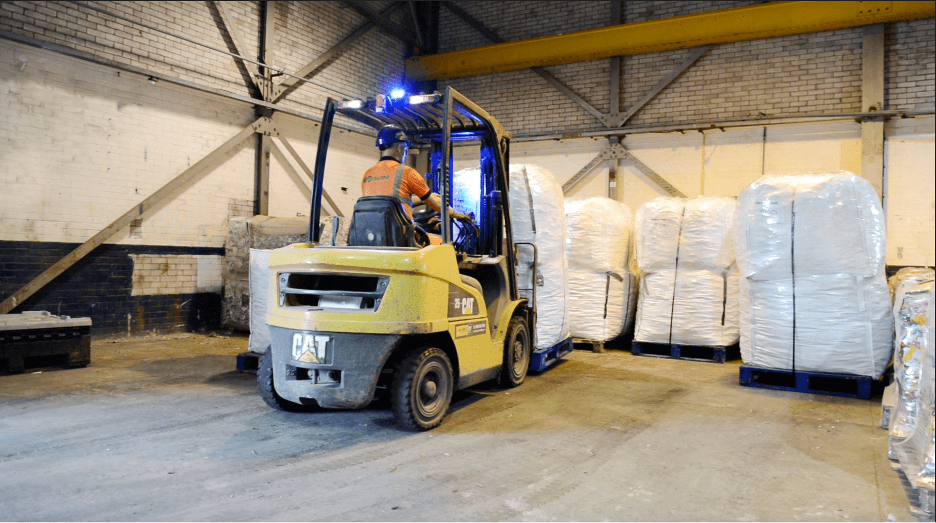 Aggregating waste 